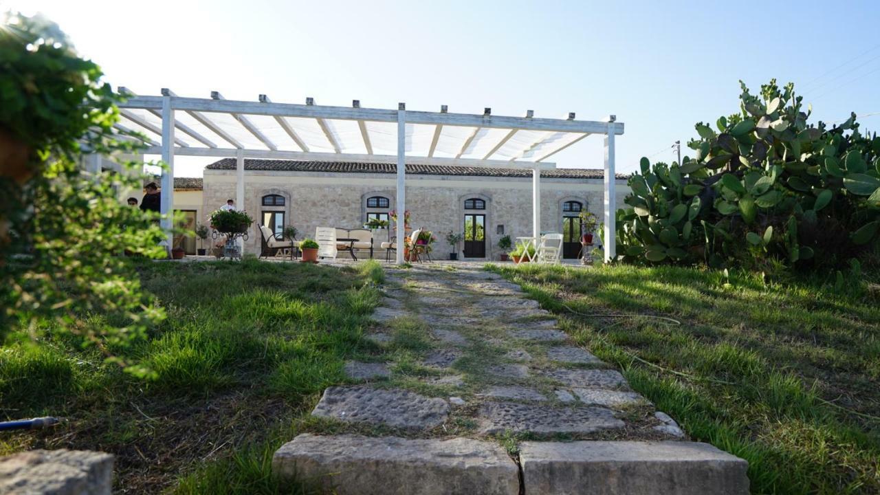 Agriturismo Gaia Villa Noto Buitenkant foto