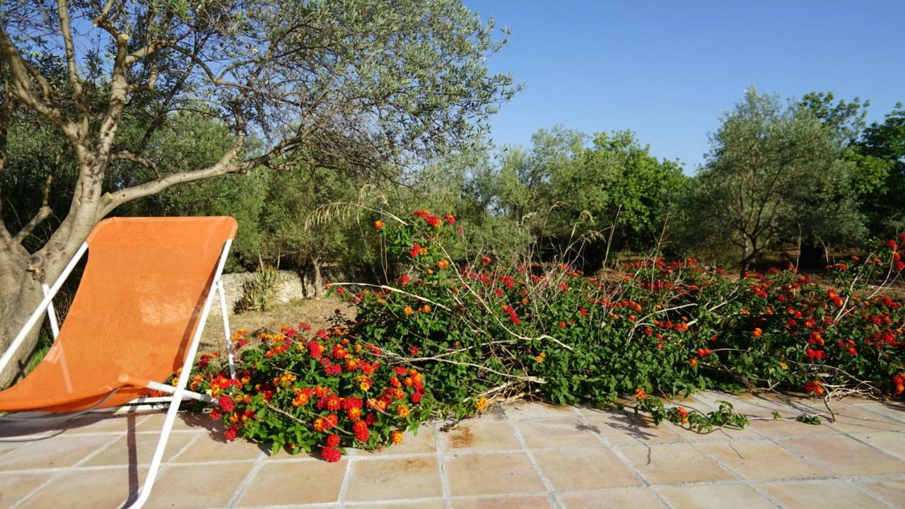 Agriturismo Gaia Villa Noto Buitenkant foto